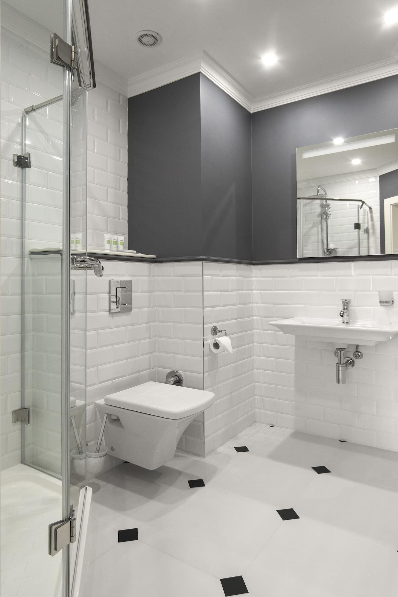 London Boutique Hotel Chisinau Ngoại thất bức ảnh