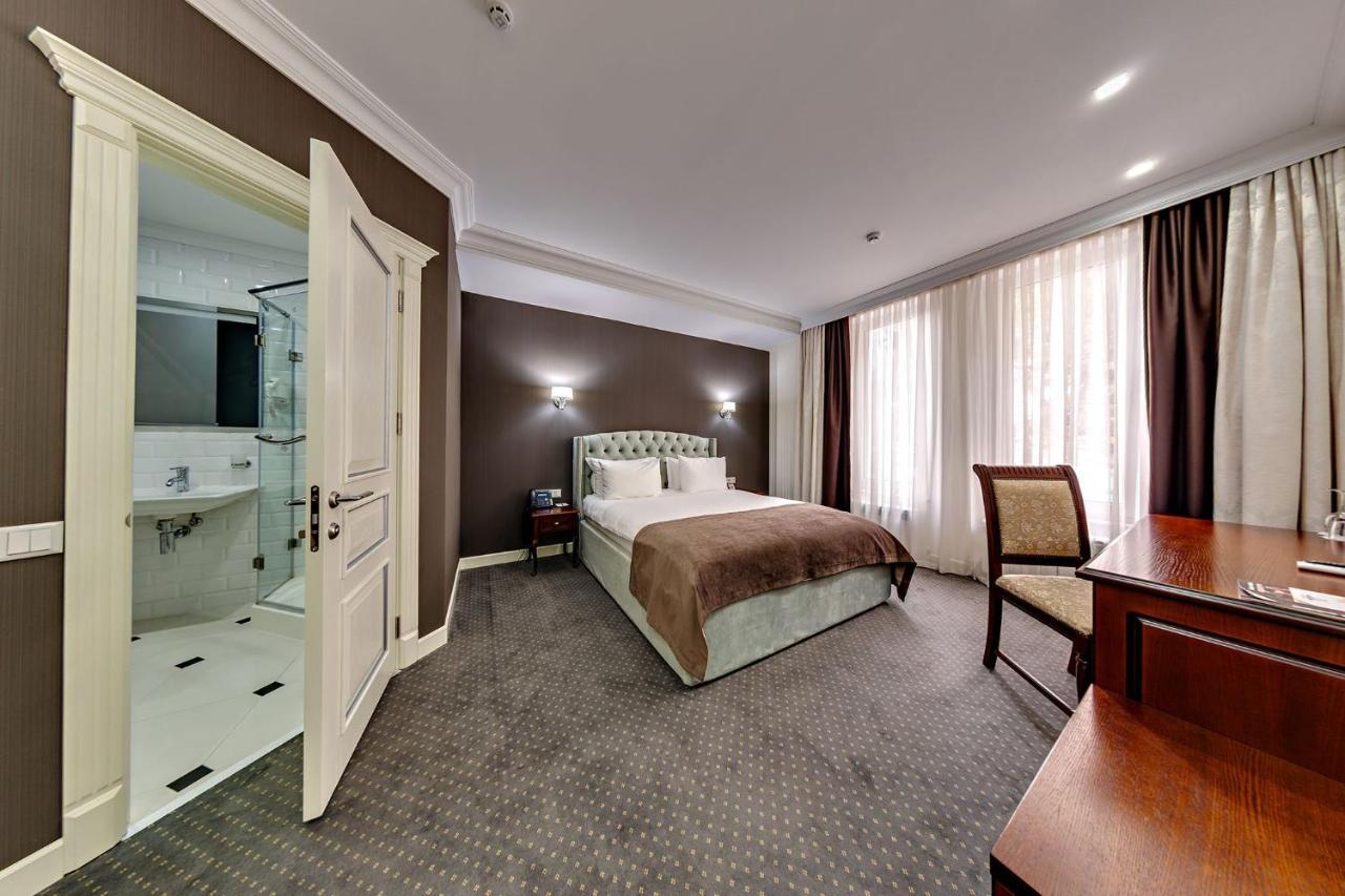 London Boutique Hotel Chisinau Ngoại thất bức ảnh